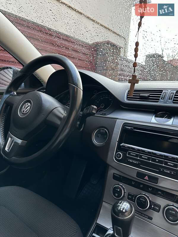 Універсал Volkswagen Passat 2012 в Чорткові
