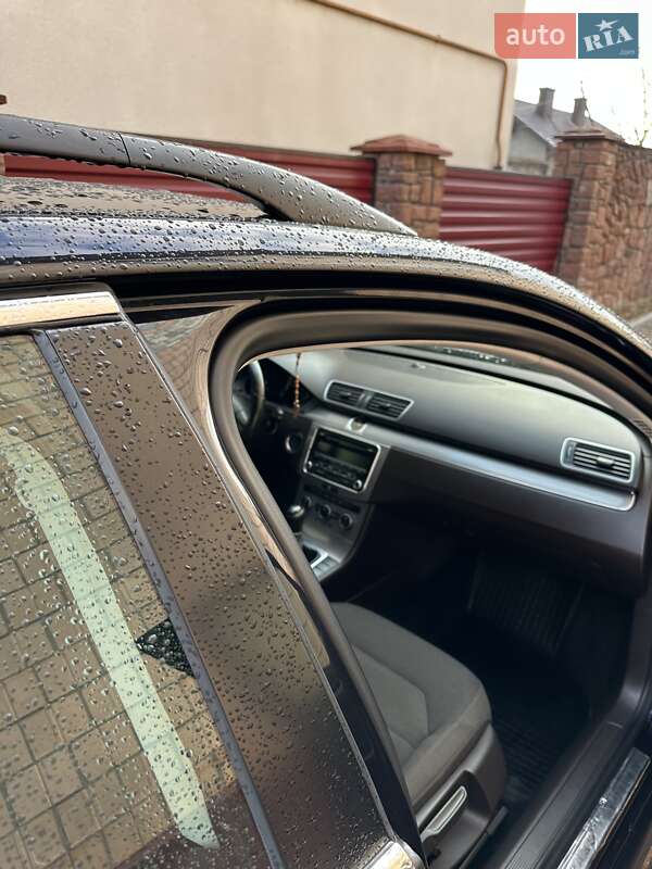 Універсал Volkswagen Passat 2012 в Чорткові