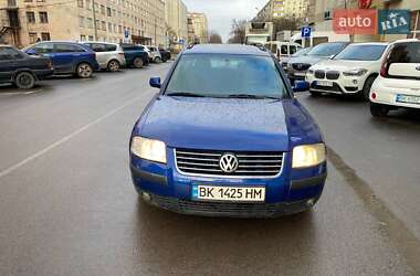 Универсал Volkswagen Passat 2000 в Ровно