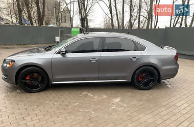 Седан Volkswagen Passat 2014 в Тернополе