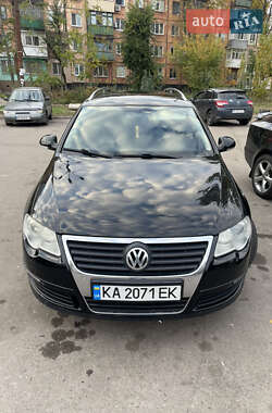 Универсал Volkswagen Passat 2010 в Херсоне