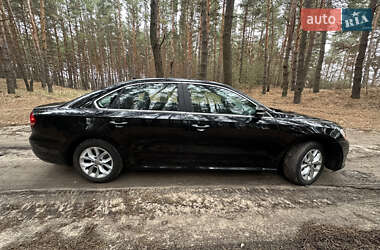 Седан Volkswagen Passat 2013 в Кременчуці