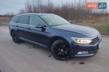 Универсал Volkswagen Passat 2015 в Здолбунове