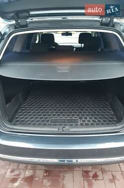 Універсал Volkswagen Passat 2012 в 