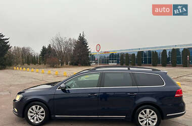 Универсал Volkswagen Passat 2012 в Киеве