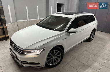 Универсал Volkswagen Passat 2015 в Запорожье