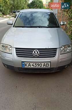 Седан Volkswagen Passat 2004 в 