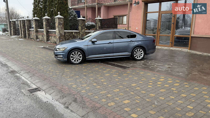 Седан Volkswagen Passat 2015 в Сваляве