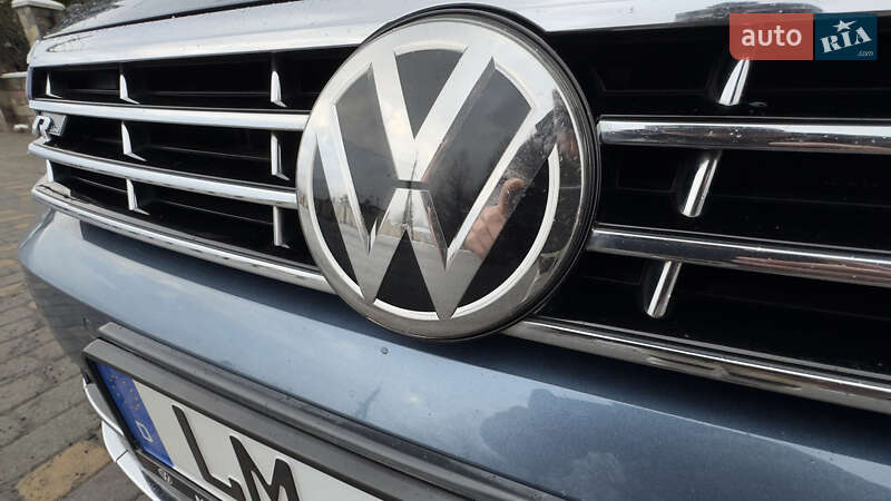 Седан Volkswagen Passat 2015 в Сваляве