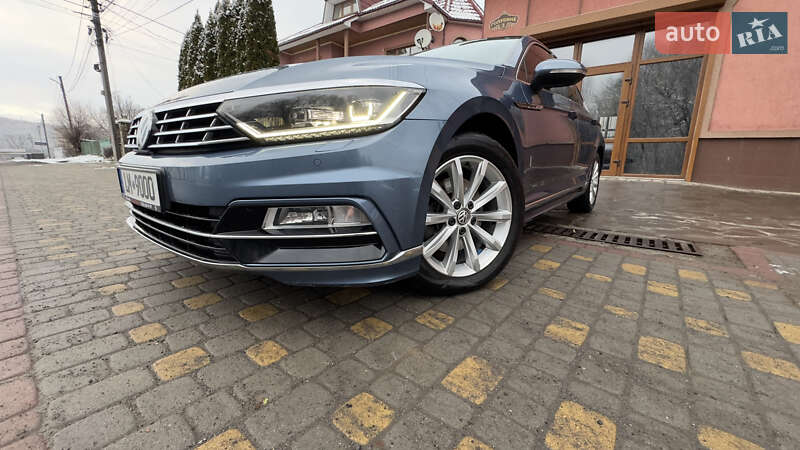 Седан Volkswagen Passat 2015 в Сваляве