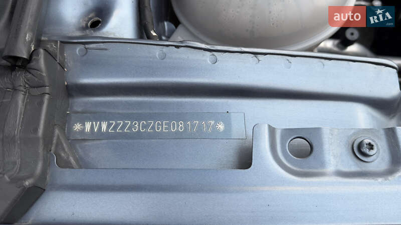 Седан Volkswagen Passat 2015 в Сваляве