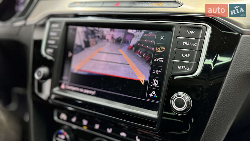 Седан Volkswagen Passat 2015 в Сваляве