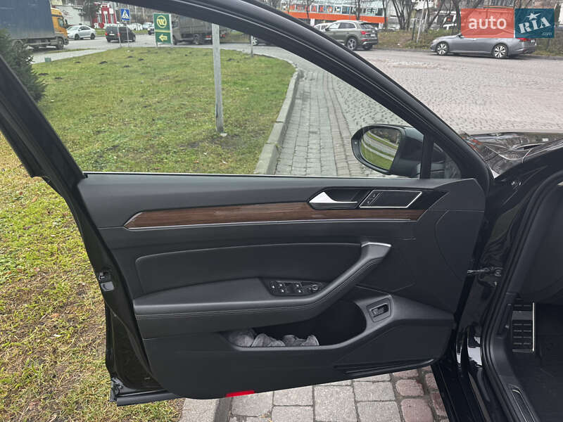 Седан Volkswagen Passat 2017 в Львове фото 21 Седан Volkswagen Passat 2017 в Львове