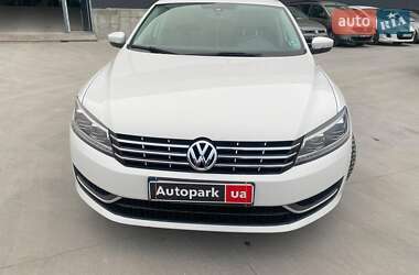 Седан Volkswagen Passat 2014 в Львове