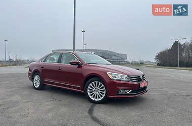 Седан Volkswagen Passat 2017 в Львове