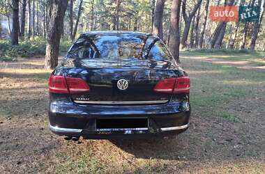 Седан Volkswagen Passat 2012 в 