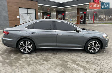 Седан Volkswagen Passat 2021 в 