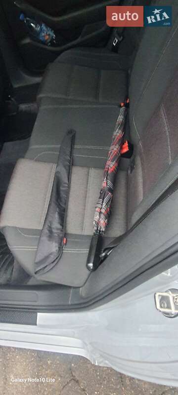 Универсал Volkswagen Passat 2015 в Одессе фото 12 Универсал Volkswagen Passat 2015 в Одессе