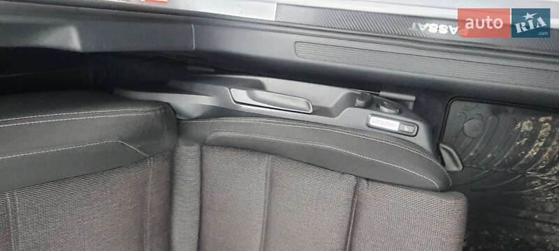 Универсал Volkswagen Passat 2015 в Одессе фото 18 Универсал Volkswagen Passat 2015 в Одессе