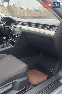 Универсал Volkswagen Passat 2015 в 