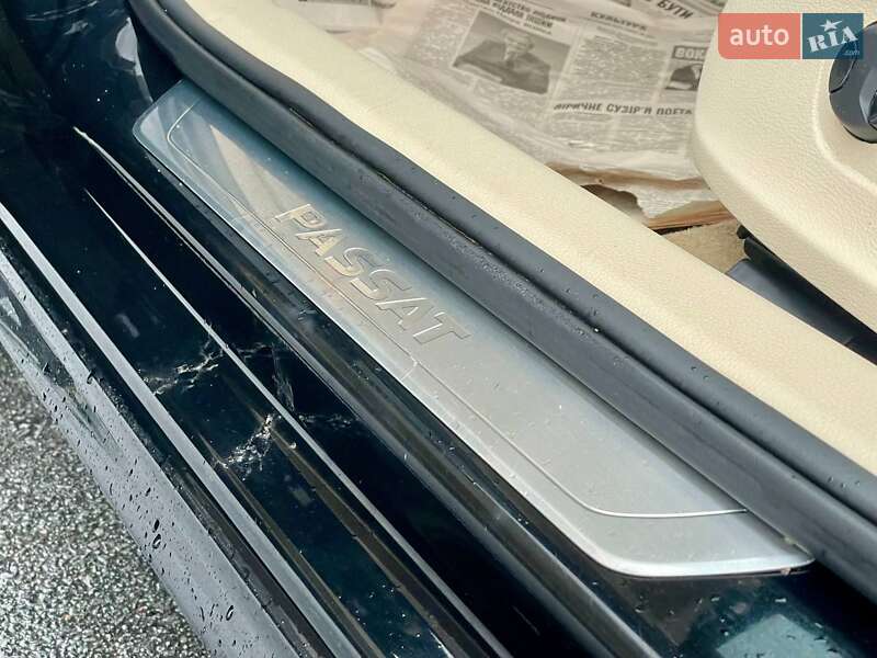 Седан Volkswagen Passat 2015 в Житомирі