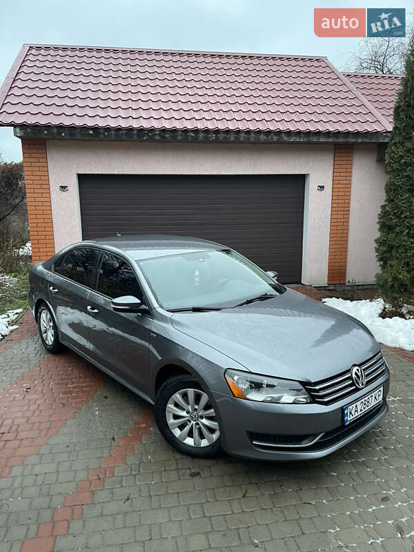 Седан Volkswagen Passat 2014 в Конотопі