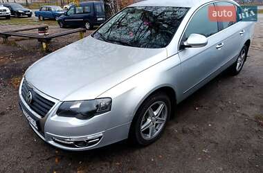 Седан Volkswagen Passat 2007 в Звягелі