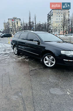 Універсал Volkswagen Passat 2010 в Києві