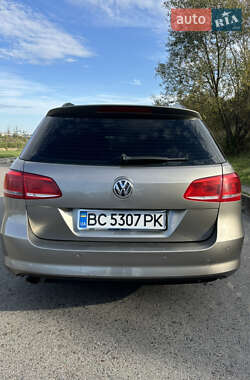 Универсал Volkswagen Passat 2013 в 