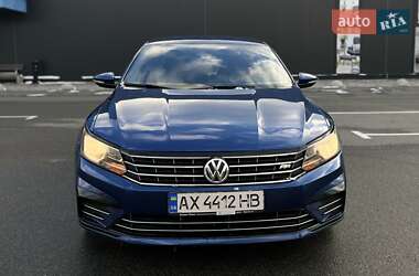 Седан Volkswagen Passat 2016 в Киеве