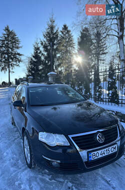 Універсал Volkswagen Passat 2010 в Збаражі