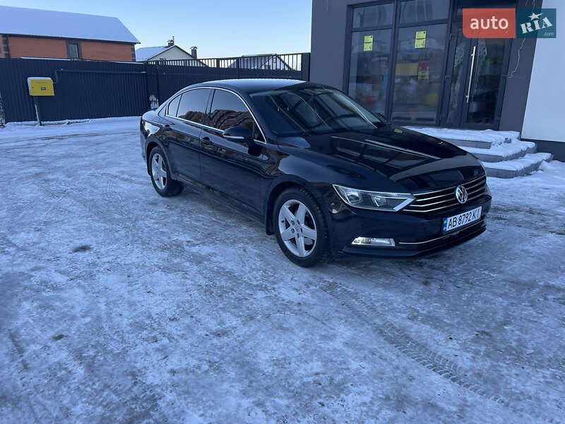 Седан Volkswagen Passat 2017 в Вінниці