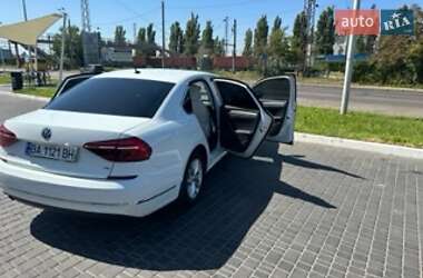 Седан Volkswagen Passat 2016 в 