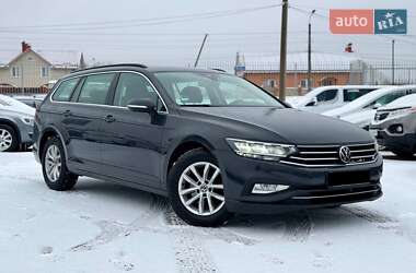 Універсал Volkswagen Passat 2020 в Києві