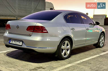 Седан Volkswagen Passat 2011 в Одессе