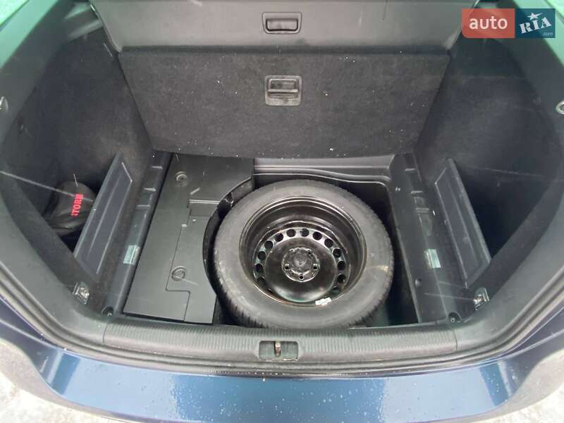 Універсал Volkswagen Passat 2005 в Вінниці