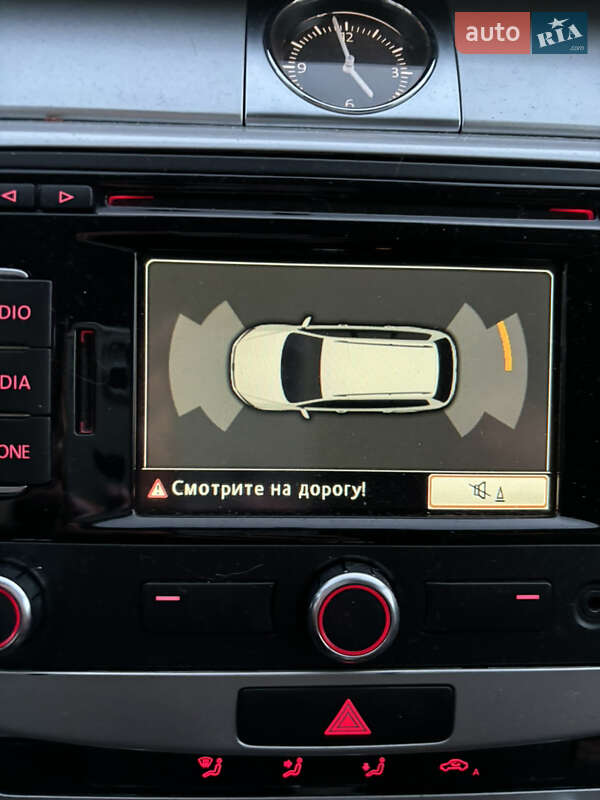 Универсал Volkswagen Passat 2014 в Киеве фото 9 Универсал Volkswagen Passat 2014 в Киеве