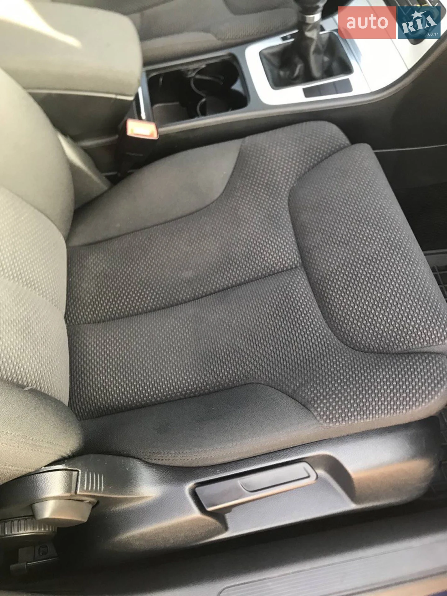 2010 Volkswagen Passat - фото 1