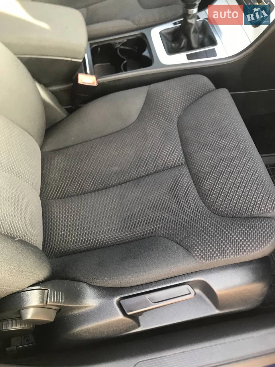 2010 Volkswagen Passat - мініатюра 13