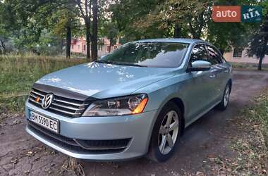 Седан Volkswagen Passat 2012 в Сумах