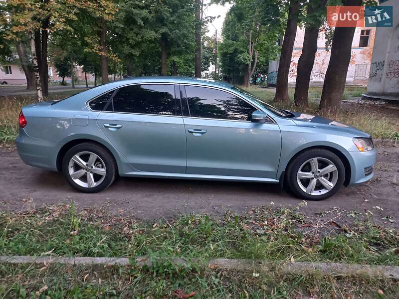 Седан Volkswagen Passat 2012 в Сумах
