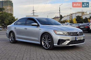 Седан Volkswagen Passat 2018 в Дніпрі