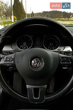 Универсал Volkswagen Passat 2013 в Калуше