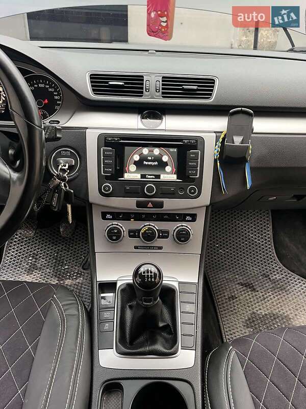 Универсал Volkswagen Passat 2014 в Перемышлянах