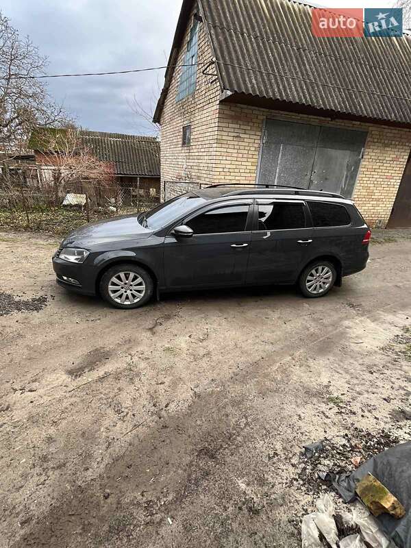 Универсал Volkswagen Passat 2014 в Перемышлянах