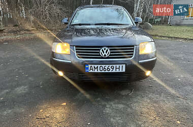 Седан Volkswagen Passat 2004 в Немирові