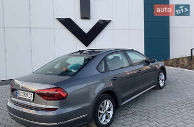 Седан Volkswagen Passat 2018 в Львові