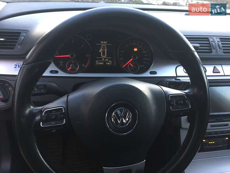 Универсал Volkswagen Passat 2010 в Талалаевке