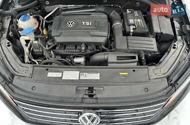 Седан Volkswagen Passat 2015 в Киеве