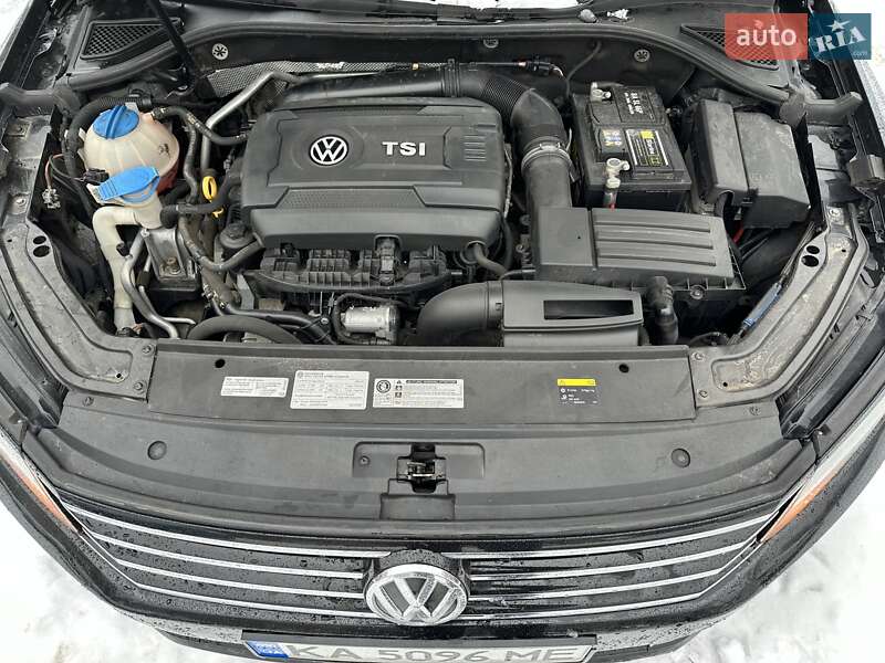 Седан Volkswagen Passat 2015 в Киеве